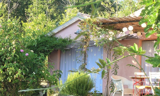 Barchi Apartment | Beautiful country house on Demeterhof with natural swimming pool in a hilly landscape