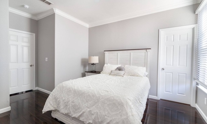 Roseville House | Beautiful Cozy house