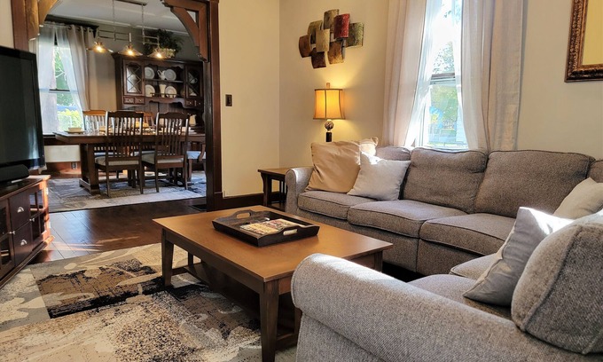South Beloit House | Beautiful Craftsman Style Home w/Fenced Yard (Pet Friendly!)