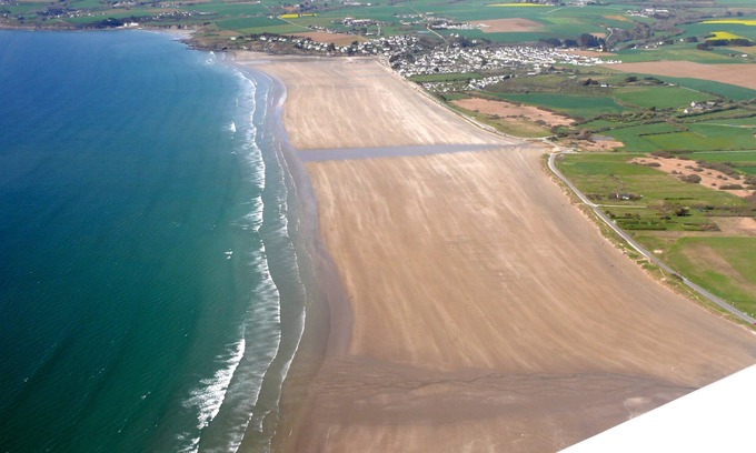 Saint-Nic Apartment | Beautiful duplex in Saint-Nic Pentrez, 100m from the beach.
