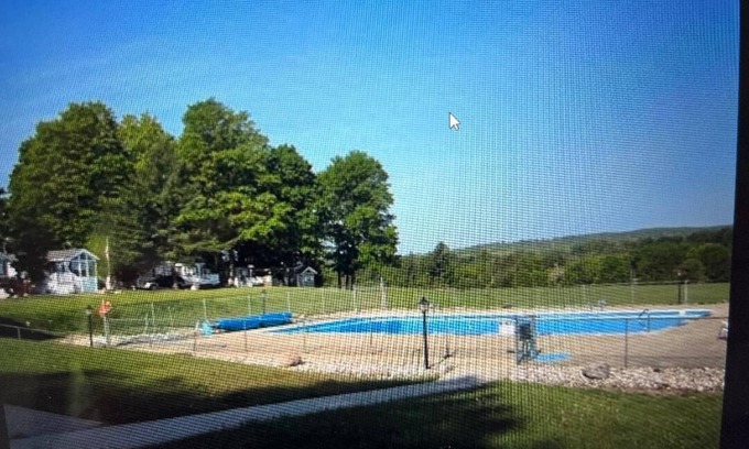 Alanson RV Rental | Beautiful El Rancho Alanson RV PARK " LOT 40" for rent.