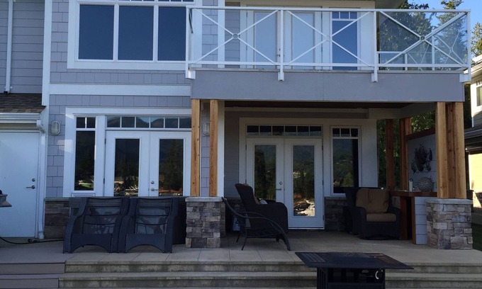 Scotch Creek Condo | Beautiful full condo in Bayside, Scotch Creek, Shuswap Lake