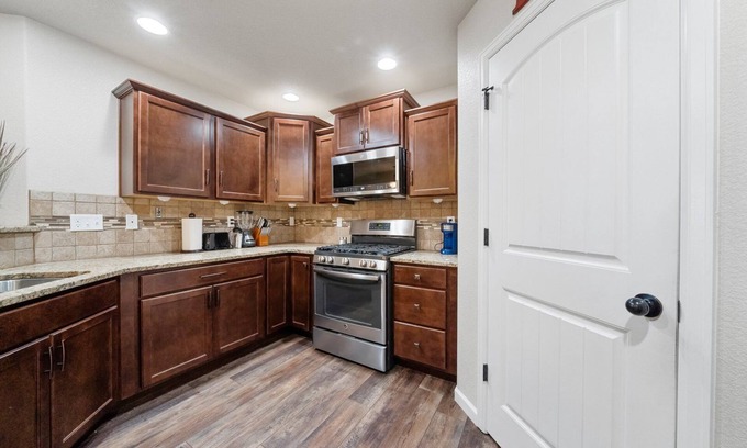 Colorado Springs House | Beautiful fully furnished townhome located in Colorado Springs