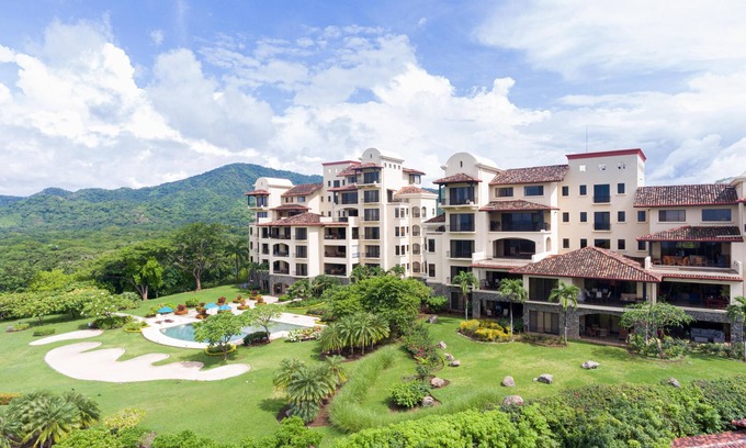Brasilito Condo | Beautiful Fully Equipped condo- At Reserva Conchal with ocean view and golf