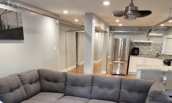 Chatham Apartment | Beautiful Garden Apartment
