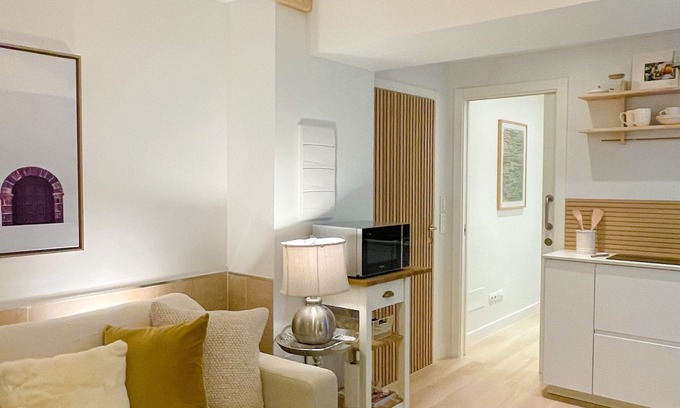 Portopi House | Beautiful Garden Casita centrally located in Palma