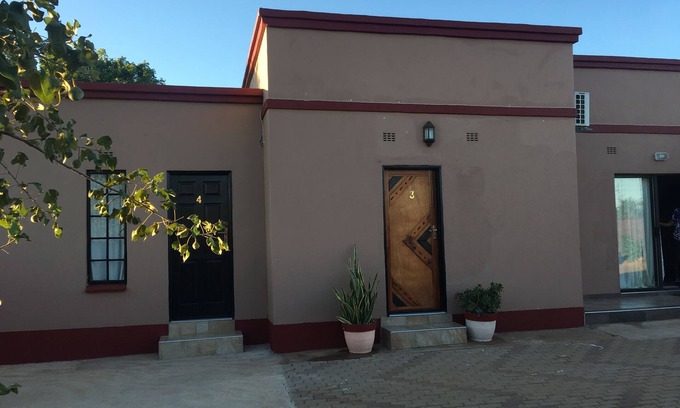 Palapye House | Beautiful Gates Guest House