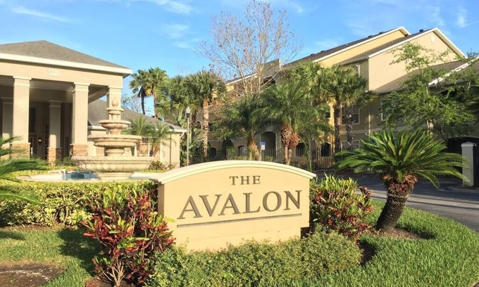 Clearwater Condo | Beautiful GROUND FLOOR condo 2 br/2 ba AVALON