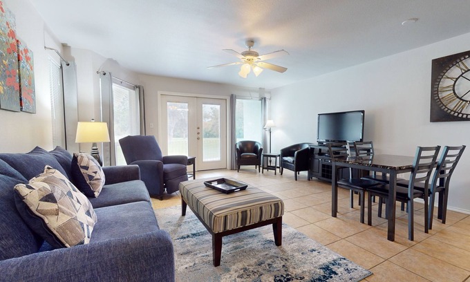 New Braunfels Condo | Beautiful Guadalupe River hideaway! WW E101 *Free Tubes with Rental*
