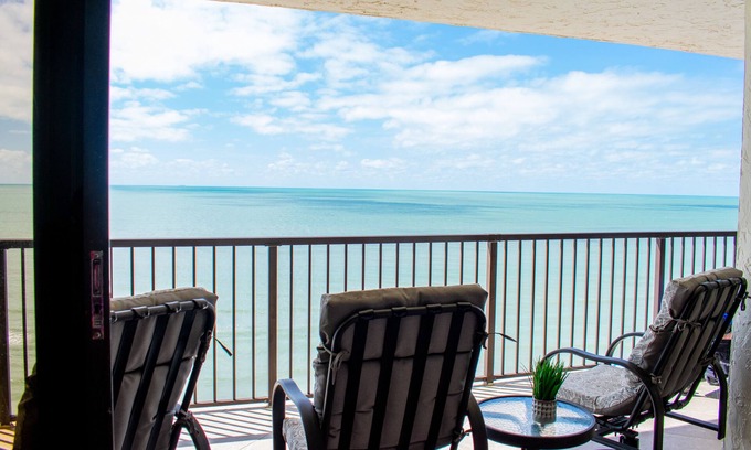 Madeira Beach Condo | Beautiful Gulf Beach Condo