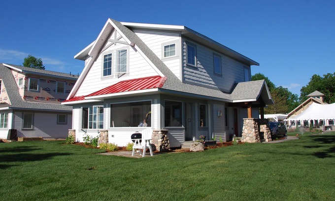 Nisswa Cottage | Beautiful Gull Lake Cottage at Quarterdeck Resort