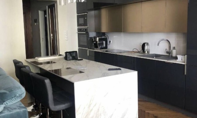 Stare Miasto Condo | Beautiful Heart of Old Town apartment.
