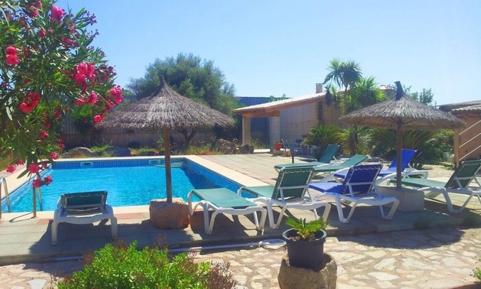 Campos Villa | Beautiful Holiday Home "Can Bril" with Pool, Wi-Fi, Fans and Terrace