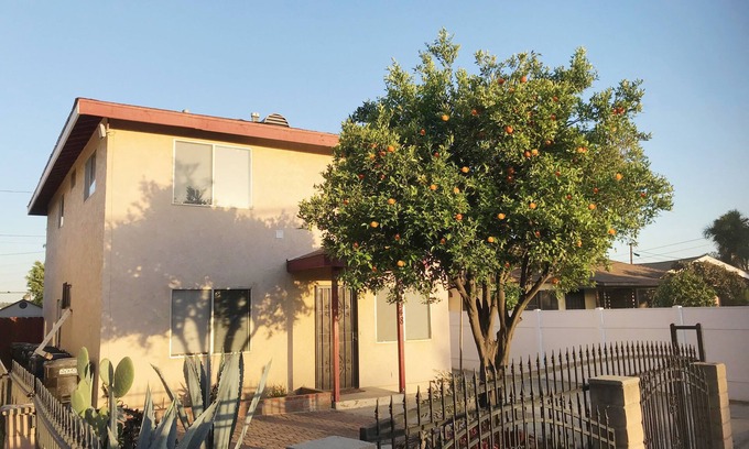 El Rancho House | ♥ Beautiful home close to Disneyland and all LA and Orange County attractions
