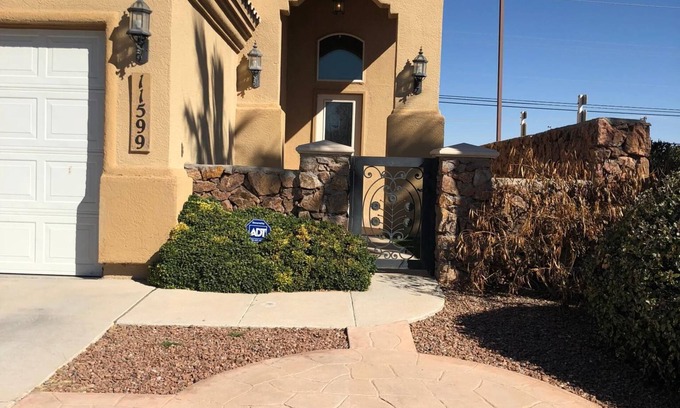 Biggs Field House | Beautiful Home in a Gated Community