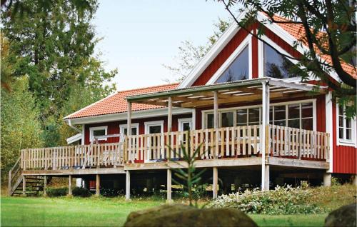 Annerstad House | Beautiful Home In Annerstad With Sauna
