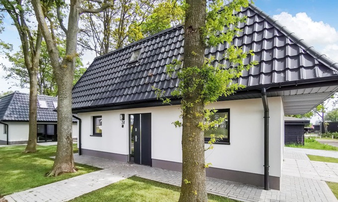 Den Oever House | Beautiful home in Den Oever with WiFi