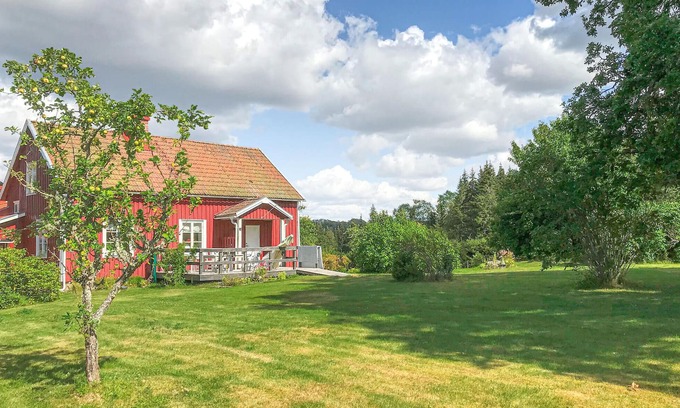 Dals-Ed Municipality House | Beautiful home in Ed with lake view
