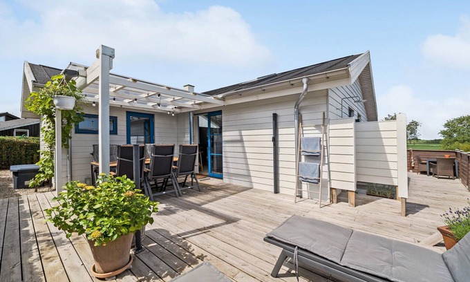 Kerteminde House | Beautiful home in Kerteminde with WiFi