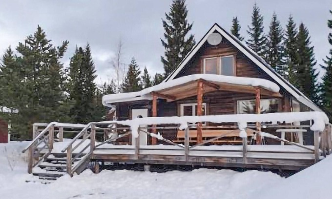 Ankarvattnet House | Beautiful home in Mörsil with kitchen