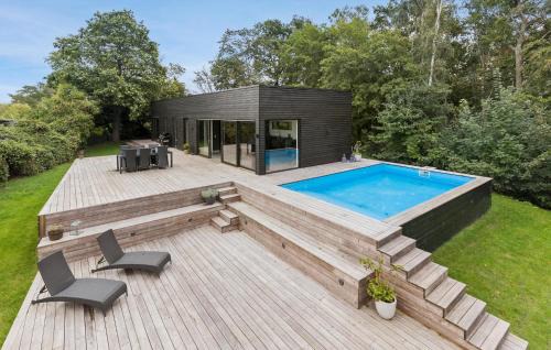 Olsted House | Beautiful Home In Ølsted With Kitchen