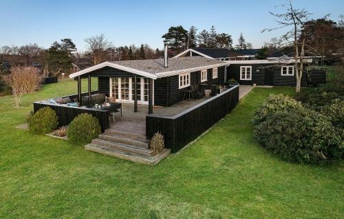 Store Fuglede House | Beautiful Home In Store Fuglede With Kitchen