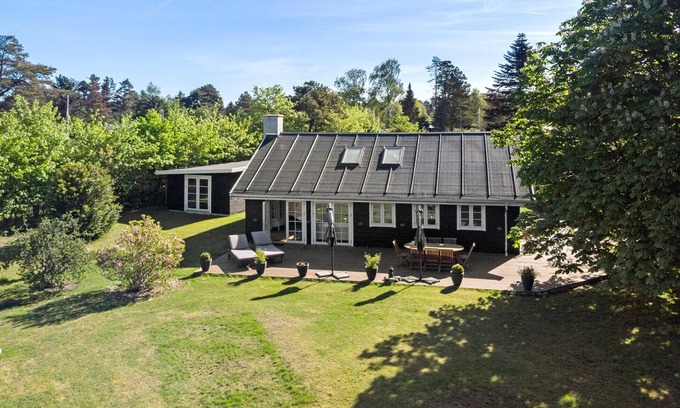 Bøtø By House | Beautiful home in Væggerløse with sauna