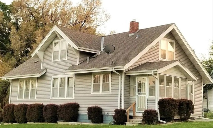 Omaha House | Beautiful Home near Zoo/College World Series/Downtown