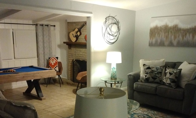 Windsor Forest House | beautiful home with a lot place to create go memories with your family an friend