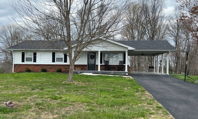 Monticello Other | Beautiful home with large yard and lots of room!