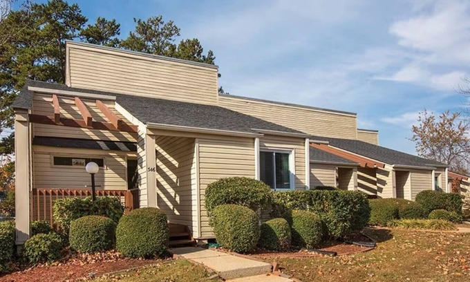 Villa Rica Condo | Beautiful Hotel in Villas at Fairfield 2BD at Lakeview Parkway