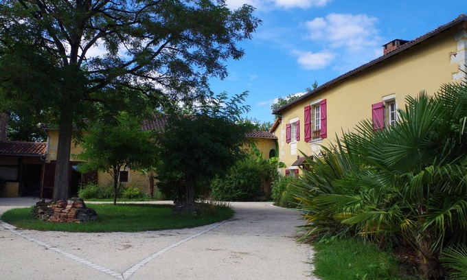 Champcevinel House | Beautiful house of 315 m² in a 4000 m² park with swimming pool 3 minutes from Périgueux