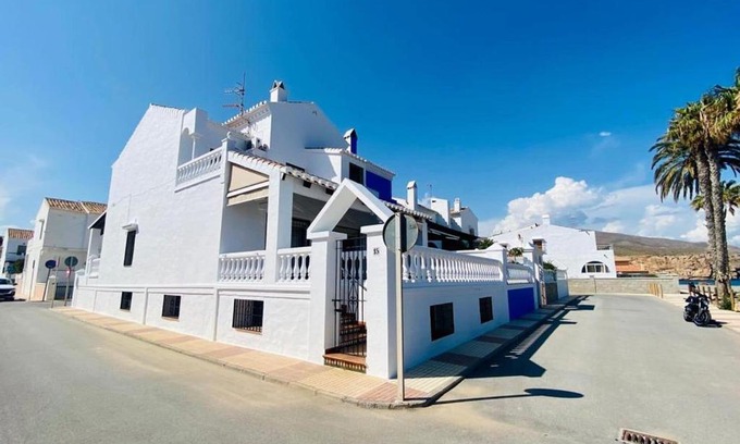 Calahonda House | Beautiful house on the beachfront in Costa tropical