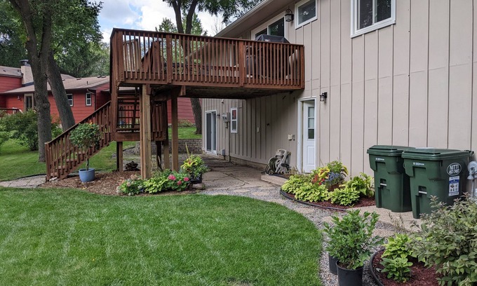 Eagan House | Beautiful House with Garden in the Heart of Eagan