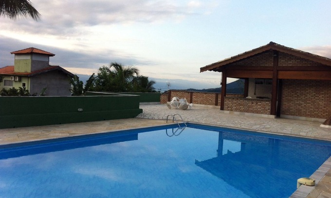 Tesouro da Colina Apartment | Beautiful Island Guest House - Castelhanos Suite
