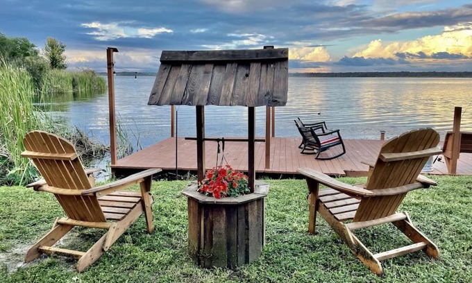 Lake Panasoffkee House | Beautiful lake front house