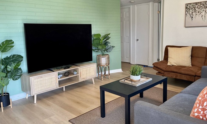 Land O' Lakes House | Beautiful Lake Front Vacation Rental House