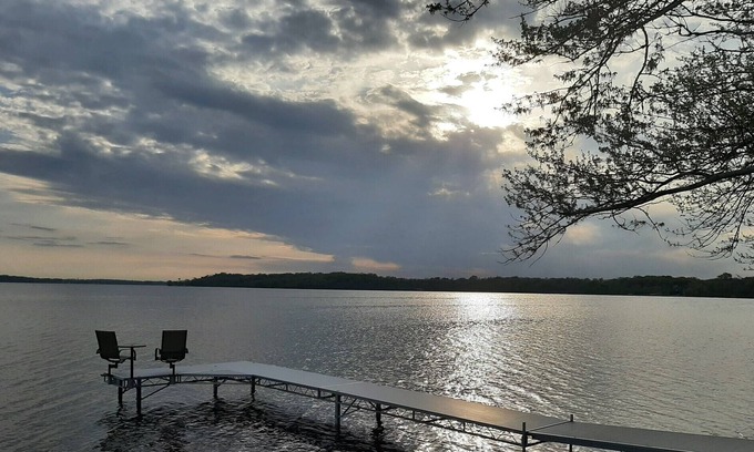 Morristown House | Beautiful Lake Sunsets!
