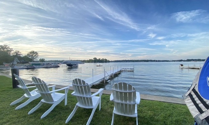 Angola House | Beautiful Lakefront Property with 2 Cottages - Crooked Lake Angola, Indiana