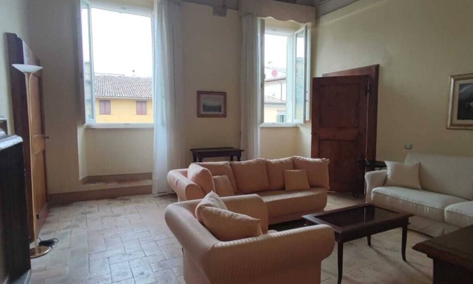 Spoleto Apartment | Beautiful large apartment with fresco