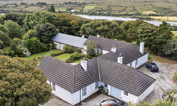 Moyard House | Beautiful Lodge on Wild Atlantic Way in Connemara, County Galway, Ireland