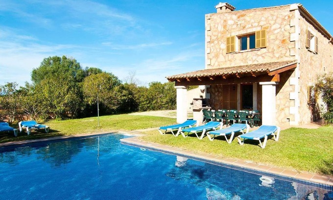 Felanitx Villa | Beautiful Majorcan Country House Son Mas with Private Pool & Free Wi-Fi
