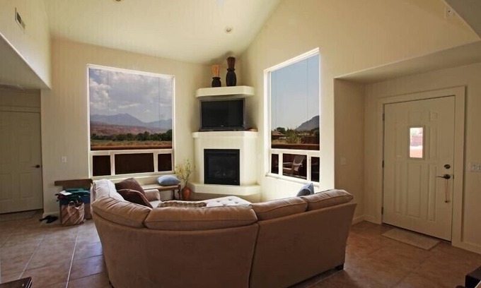 Moab South Valley House | Beautiful Moab Townhome