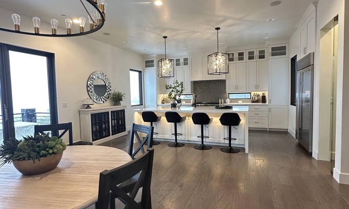 Heber House | Beautiful Modern Lodge Home in Heber City.n