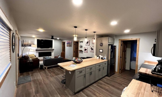 Spring Valley Cabin | Beautiful mountain getaway!