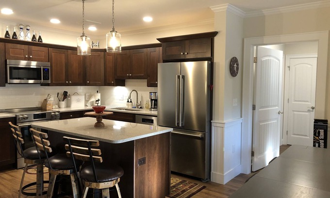Cranmore Birches Condo | Beautiful New 1st floor Condo at the base of Cranmore Mountain