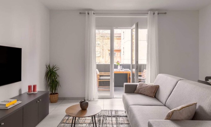 Lugano Condo | Beautiful new and modern apartment with parking