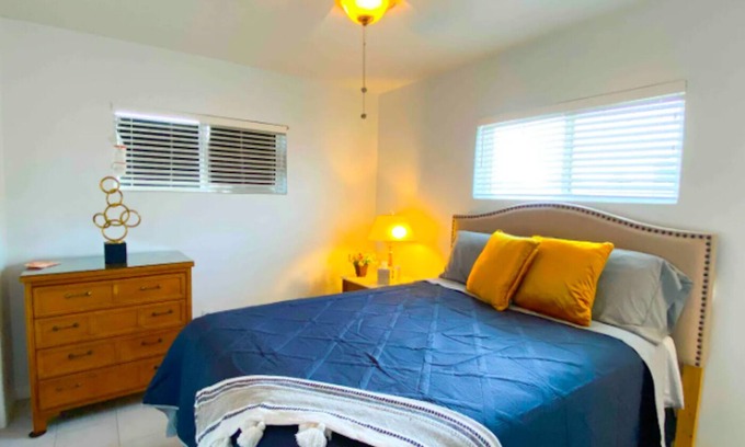 El Paso House | Beautiful New Family Home in West Side Of Town