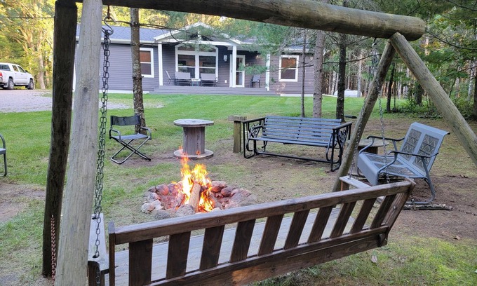 Nekoosa House | Beautiful new house 5 min from Sand Valley Golf and 45 min from Wisconsin Dells