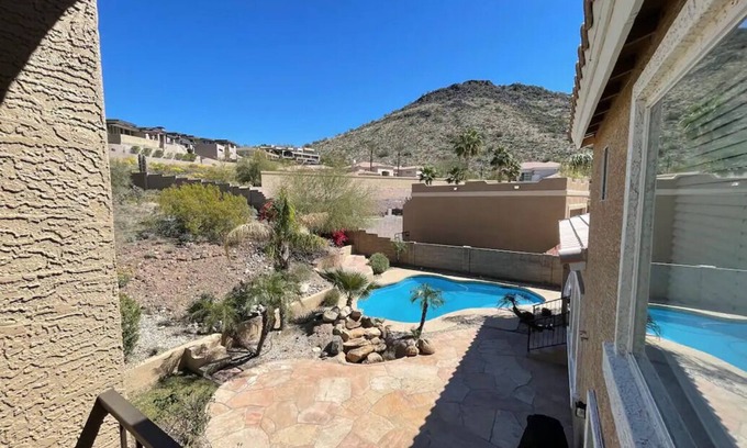Arrowhead Lakes House | Beautiful Newly Renovated 5-Bedroom Home with Pool